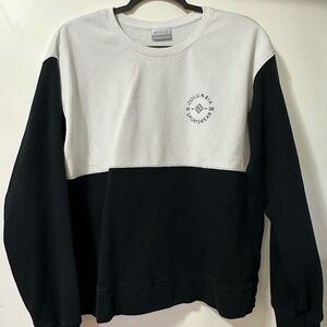 Columbia Black and White Crewneck Sweater